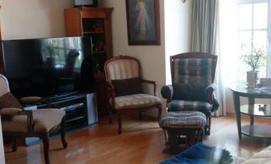 Se vende casa en Colinas Del Bosque con doble filtro de seguridad