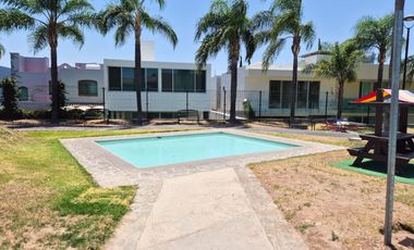 Venta de Terreno en Provenza Residencial