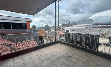 Casa en Los Rosales 2da Etapa