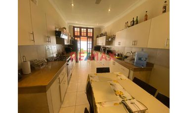 Linda Casa En Venta En Urb. El Golf ID:1140372