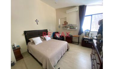 Linda Casa En Venta En Urb. El Golf ID:1140372