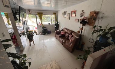SE VENDE CASA EN BARRIO RICAURTE PARTE ALTA MONIQUIRA- BOYACA
