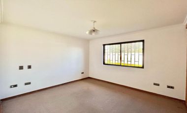Se arrienda casa en condominio de Don Ambrosio de Zapallar, Curicó. Tres piezas 2 baños
