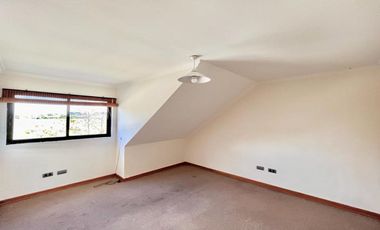 Se arrienda casa en condominio de Don Ambrosio de Zapallar, Curicó. Tres piezas 2 baños