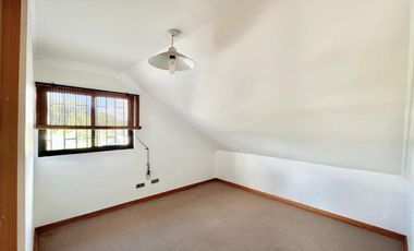 Se arrienda casa en condominio de Don Ambrosio de Zapallar, Curicó. Tres piezas 2 baños