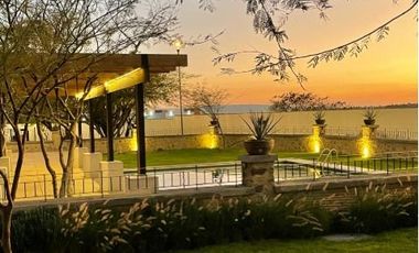 HERMOSA CASA AMUEBLADA MISION MONTEJO, 3 RECAMARAS, 3 BAÑOS, ESTACIONAMIENTO ROOF GARDEN