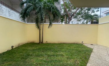 Casa en renta. Fracc. Residencial El Country, Villahermosa Tabasco.