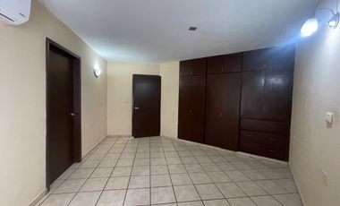 Casa en renta. Fracc. Residencial El Country, Villahermosa Tabasco.