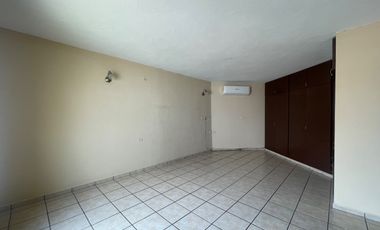 Casa en renta. Fracc. Residencial El Country, Villahermosa Tabasco.