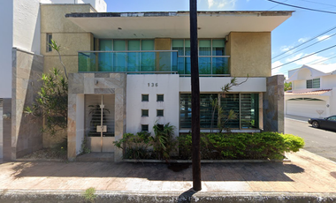 HERMOSA PROPIEDAD EN VENTA EN BOCA DEL RÍO, VERACRUZ.