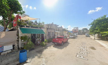 Casa en calle Playa Las Garzas, Playa del Carmen, Quintana Roo, México ¡NO CRÉDITOS!