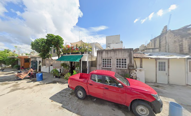 Casa en calle Playa Las Garzas, Playa del Carmen, Quintana Roo, México ¡NO CRÉDITOS!