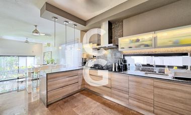 Casa en Venta en Cancun en Residencial Cumbres con 3 Recámaras