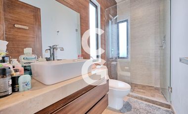 Casa en Venta en Cancun en Residencial Cumbres con 3 Recámaras