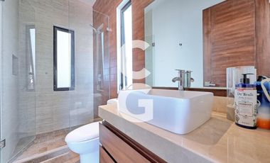 Casa en Venta en Cancun en Residencial Cumbres con 3 Recámaras