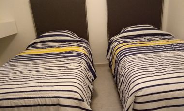 DEPARTAMENTO EN RENTA AMUEBLADO Y EQUIPADO EN PUERTO MORELOS , MUY CERCA DEL MAR