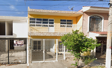 Remato Casa en Colonia Monumental Guadalajara Cerca del Estadio Jalisco