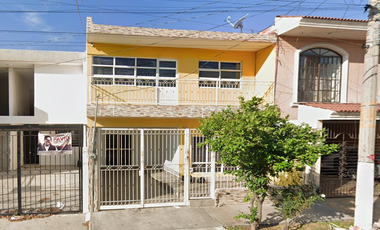 Remato Casa en Colonia Monumental Guadalajara Cerca del Estadio Jalisco