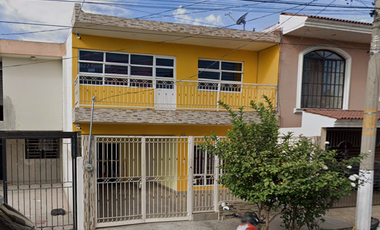 Remato Casa en Colonia Monumental Guadalajara Cerca del Estadio Jalisco