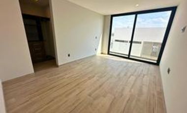 Residencia de lujo en La Vista Residencial, Querétaro. Ubicado frente al centro comercial Paseo Querétaro.