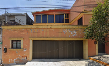 Casa en venta - Recuperación hipotecaria - Blvrd. Popocatépetl #128 - Lomas de Valle Dorado - Tlalnepantla - Edo. de México
