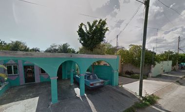 CONTAMOS CON LA ESCRITURA DE ESPACIOSA Y BONITA CASA DE REMATE   EN EXCELENTE UBICACION EN MERIDA YUC.