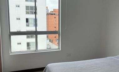 Apartamento amoblado en arriendo en Álamos