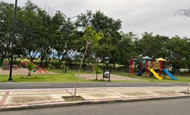 SE ARRIENDA APARTAMENTO EN PRADOS DEL ESTE