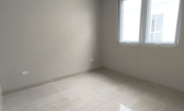 En venta de estreno , tu oportunidad, llama.