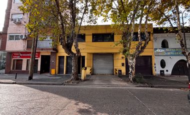 VENTA IMPORTANTE PROPIEDAD PARA EMPRENDIMIENTO EN ZONA COMERCIAL