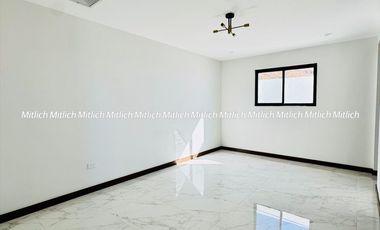 Casa en venta con recámara en planta baja Fracc. Bosque Real$7,250,000