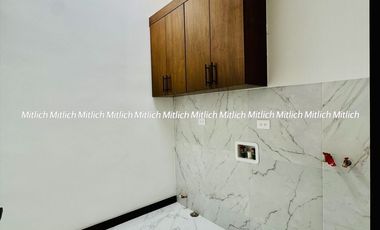 Casa en venta con recámara en planta baja Fracc. Bosque Real$7,250,000