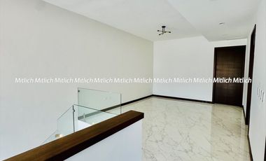 Casa en venta con recámara en planta baja Fracc. Bosque Real$7,250,000