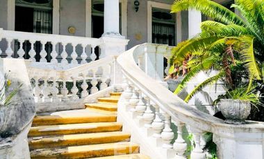 Venta de Imponente Joya Arquitectónica, en Mérida.