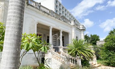 Venta de Imponente Joya Arquitectónica, en Mérida.