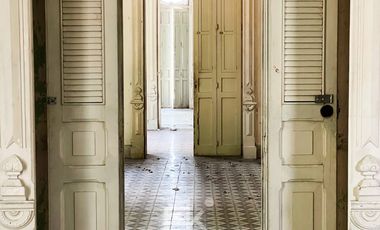 Venta de Imponente Joya Arquitectónica, en Mérida.