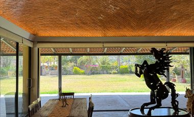 CASA DE CAMPO EN VENTA EN SAN ISIDRO MAZATEPEC