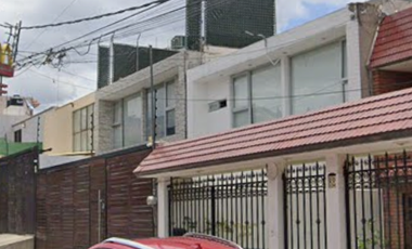 Amplia casa en Boulevares, Naucalpan ¡Gran oportunidad!