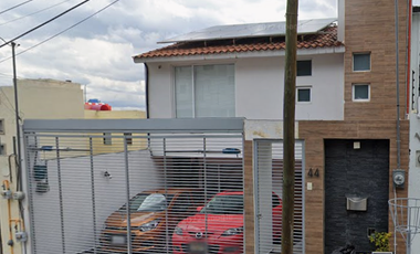 Invierte en una linda propiedad ¡Bonita casa en Ciudad Brisa!