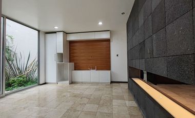 Renta departamento planta baja con 2 jardines | Cholula, Puebla