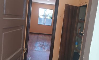 Casa en Lope de Ulloa. Habitacional-Comercial. 6D/3B/1B/2E.