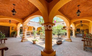 Casa en Venta, Club de Golf La Hacienda. Atizapan, Estado de México