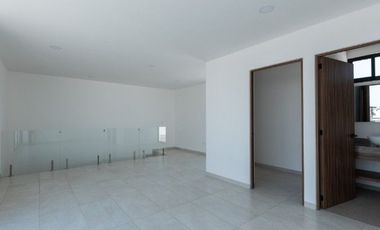 Vive el Estilo Premium en Lomas de Angelópolis – Casa de 3 Niveles con Amenidades de Lujo