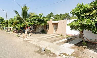 VENTA DE CASA EN VILLAS DEL SOL Y AMP EN TECOMAN