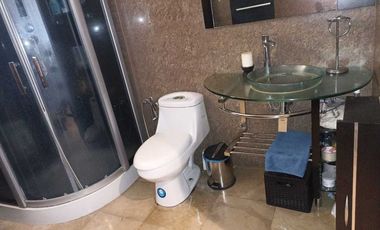 🏡 EN VENTA – AMPLIA CASA CON PISCINA EN VÍA A SAMBORONDÓN.