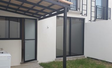 RENTA DE CASA AMUEBLADA EN LOMBARDIA, ZONA NORTE LEÓN, GTO.