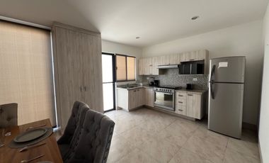 RENTA DE CASA AMUEBLADA EN LOMBARDIA, ZONA NORTE LEÓN, GTO.