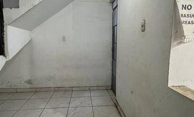 REMATO CASA DE 3 PISOS