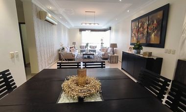 🏡 ¡En venta! Departamento  en Samborondón.