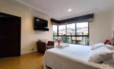 🏡 ¡En venta! Departamento  en Samborondón.